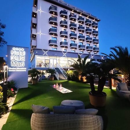 Hotel Due Mari & Spa Римини Екстериор снимка